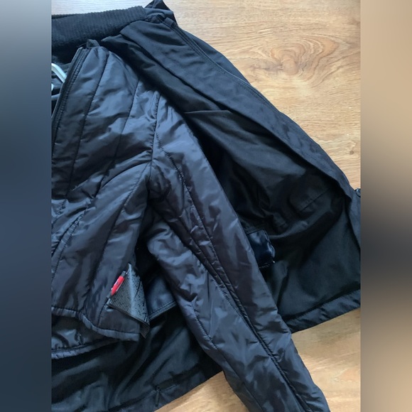 Women’s Dainese Motorcycle Jacket - Picture 4 of 9